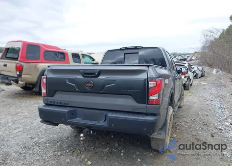 2021 Nissan Titan Pro-4X 4X4 z USA, uszkodzony, nr VIN 1N6AA1ED4MN511509